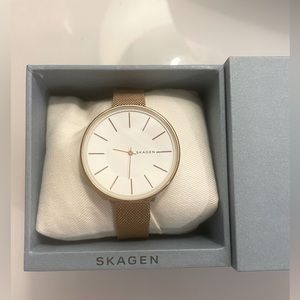 Skagen Watch in rose gold - only worn once.